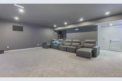 5017 Kenwood Road, Cincinnati, OH 45227 - Photo 32