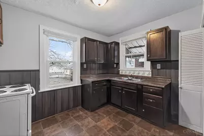 1806 Sterling Avenue, Cincinnati, OH 45239 - Photo 12