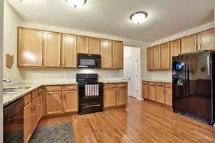 993 Lost Crossing, Springfield Township, OH 45231 - Photo 12