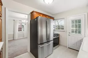 6145 Sunridge Dr, Cincinnati, OH 45224 - Photo 14