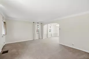 6145 Sunridge Dr, Cincinnati, OH 45224 - Photo 8