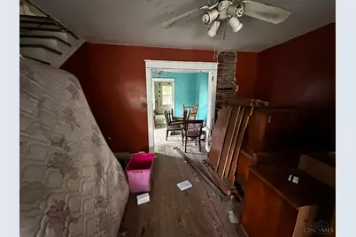 1917 Brinkmeier Avenue, Cincinnati, OH 45225 - Photo 6