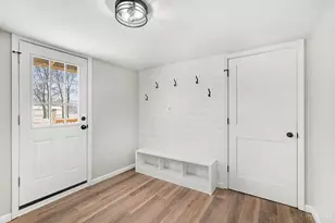 1660 Sample Rd, Reily Township, OH 45056 - Photo 8