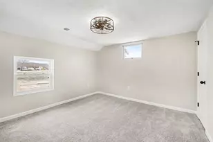 1660 Sample Rd, Reily Township, OH 45056 - Photo 10