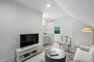 871 Hutchins Ave, Cincinnati, OH 45229 - Photo 52