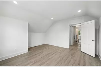 871 Hutchins Avenue, Cincinnati, OH 45229 - Photo 46