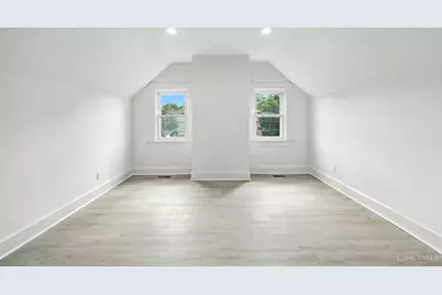 871 Hutchins Avenue, Cincinnati, OH 45229 - Photo 48