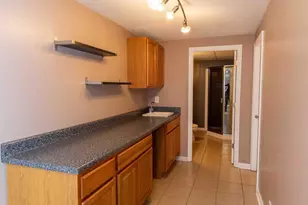 9563 Deer Track Rd, West Chester, OH 45069 - Photo 8