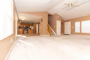 9563 Deer Track Rd, West Chester, OH 45069 - Photo 2