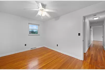 9470 Wynnecrest Drive, Blue Ash, OH 45242 - Photo 24