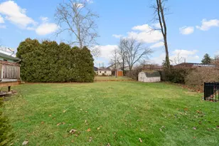 9470 Wynnecrest Dr, Blue Ash, OH 45242 - Photo 32