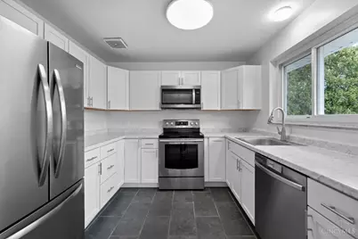 9470 Wynnecrest Drive, Blue Ash, OH 45242 - Photo 14