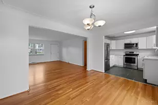 9470 Wynnecrest Dr, Blue Ash, OH 45242 - Photo 12