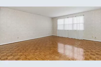 1379 Honeysuckle Drive, Fairborn, OH 45324 - Photo 16