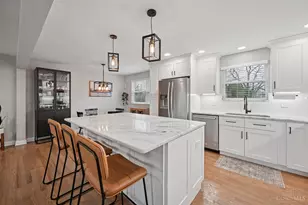 3316 Moonridge Dr, Green Township, OH 45248 - Photo 12