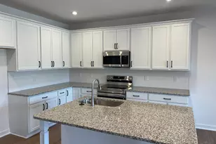 120 Magnolia Ln, Springboro, OH 45066 - Photo 2