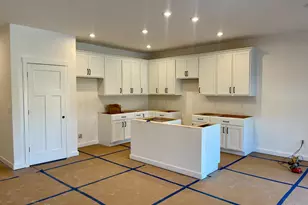 120 Magnolia Ln, Springboro, OH 45066 - Photo 2