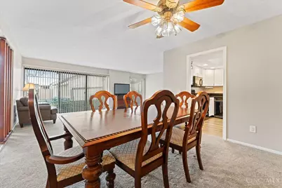 8051 Timbertree Way, West Chester, OH 45069 - Photo 12