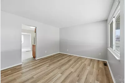 619 Charwood Drive, Union Township, OH 45244 - Photo 4