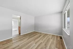 619 Charwood Dr, Union Township, OH 45244 - Photo 4