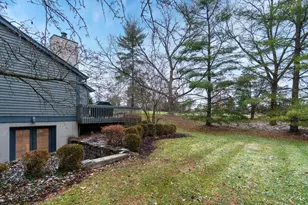 16 Woodcreek Dr, Blue Ash, OH 45241 - Photo 8