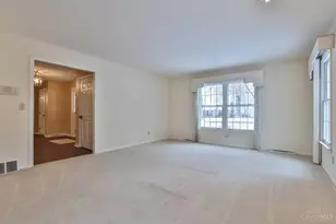 766 Woodfield Dr, Springfield Township, OH 45231 - Photo 10