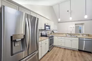 1336 Cotswold Ln, Hamilton, OH 45013 - Photo 12