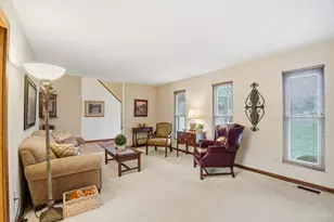 5686 Windsong Ln, Miami Township, OH 45150 - Photo 8