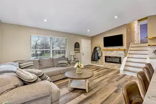 1762 Leway Dr, Fairfield, OH 45014 - Photo 2