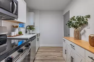 4104 Estermarie Dr, Sycamore Township, OH 45236 - Photo 8