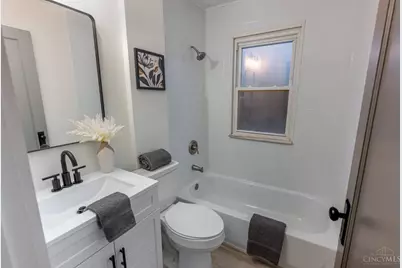 4104 Estermarie Drive, Sycamore Township, OH 45236 - Photo 12