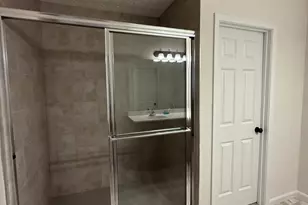 616 Crabapple Ct, Hamilton Township, OH 45039 - Photo 10