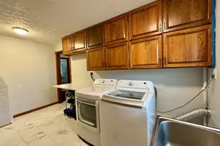 8611 Butler Warren Rd, West Chester, OH 45069 - Photo 40