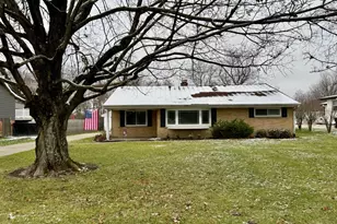 8611 Butler Warren Rd, West Chester, OH 45069 - Photo 4