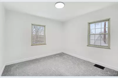 3823 Applegate Avenue, Cheviot, OH 45211 - Photo 10