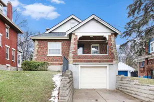 3823 Applegate Ave, Cheviot, OH 45211 - Photo 2