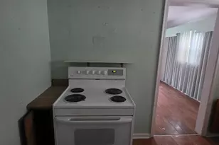 5982 Belmont Ave, Cincinnati, OH 45224 - Photo 6