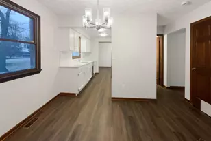 1110 Deerhaven Ct, Miami Township, OH 45140 - Photo 8