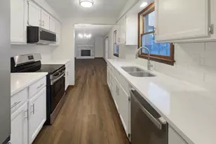 1110 Deerhaven Ct, Miami Township, OH 45140 - Photo 2