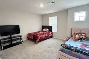 2427 Crosley Mdw, Colerain Township, OH 45239 - Photo 18