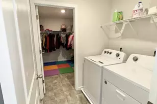 2427 Crosley Mdw, Colerain Township, OH 45239 - Photo 20