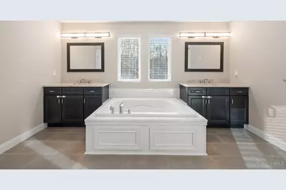 4051 Falling Creek Court, Sharonville, OH 45241 - Photo 36