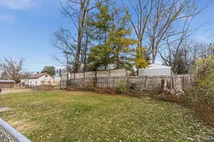 7026 River Rd, Cincinnati, OH 45233 - Photo 30