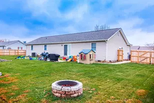 105 Maple Ridge Ave, Mount Orab, OH 45154 - Photo 4