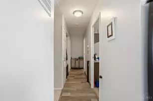 9695 Fernbrook Ct, Springfield Township, OH 45231 - Photo 10