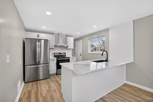 4023 Washington Ave, Cheviot, OH 45211 - Photo 12