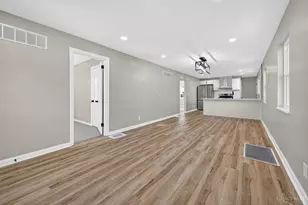 4023 Washington Ave, Cheviot, OH 45211 - Photo 6