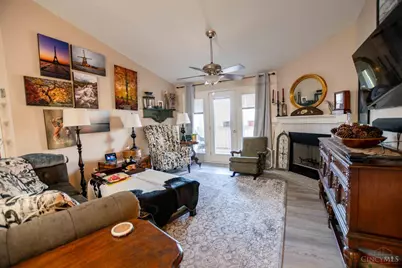 2000 Waterstone Boulevard #207, Washington Twp, OH 45342 - Photo 6