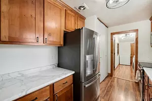 2008 Parkhurst Ct, Cincinnati, OH 45224 - Photo 8