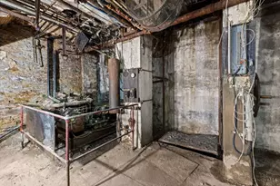 8 W 4th St, Cincinnati, OH 45202 - Photo 36